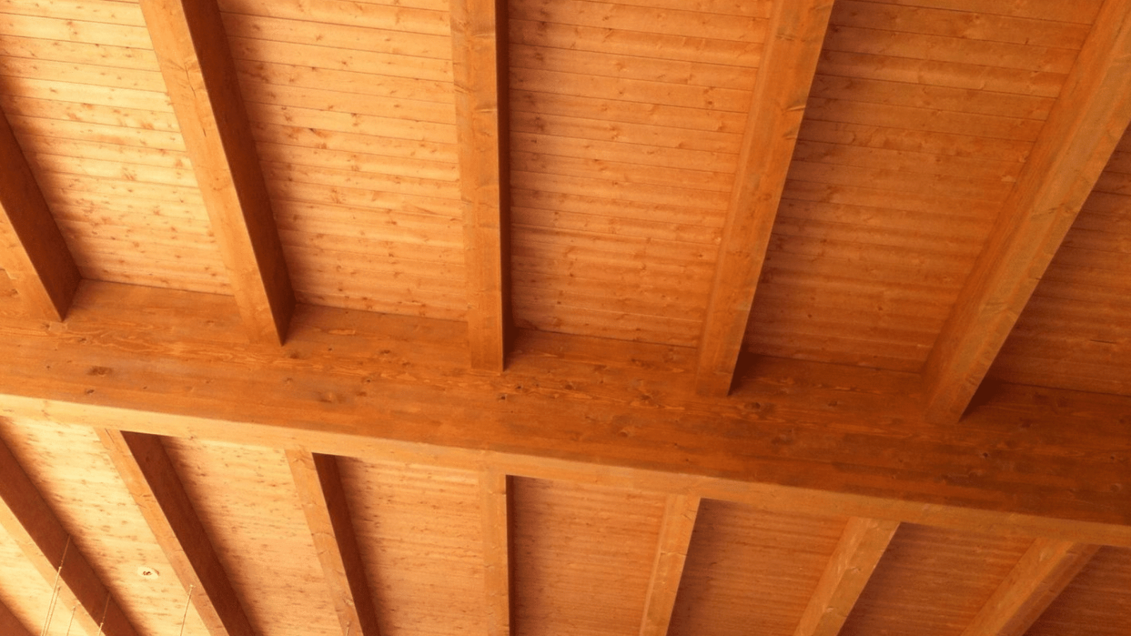 garaje-prefabricado-panel-sandwich